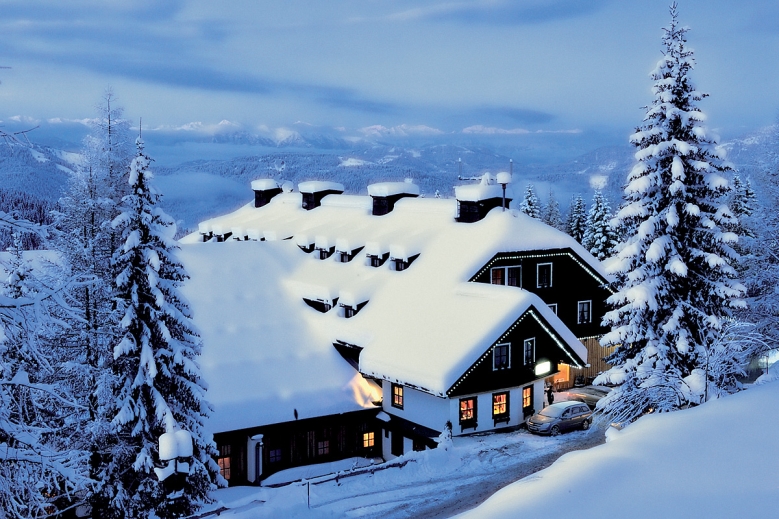 Alpenhotel Marcius se skipasem